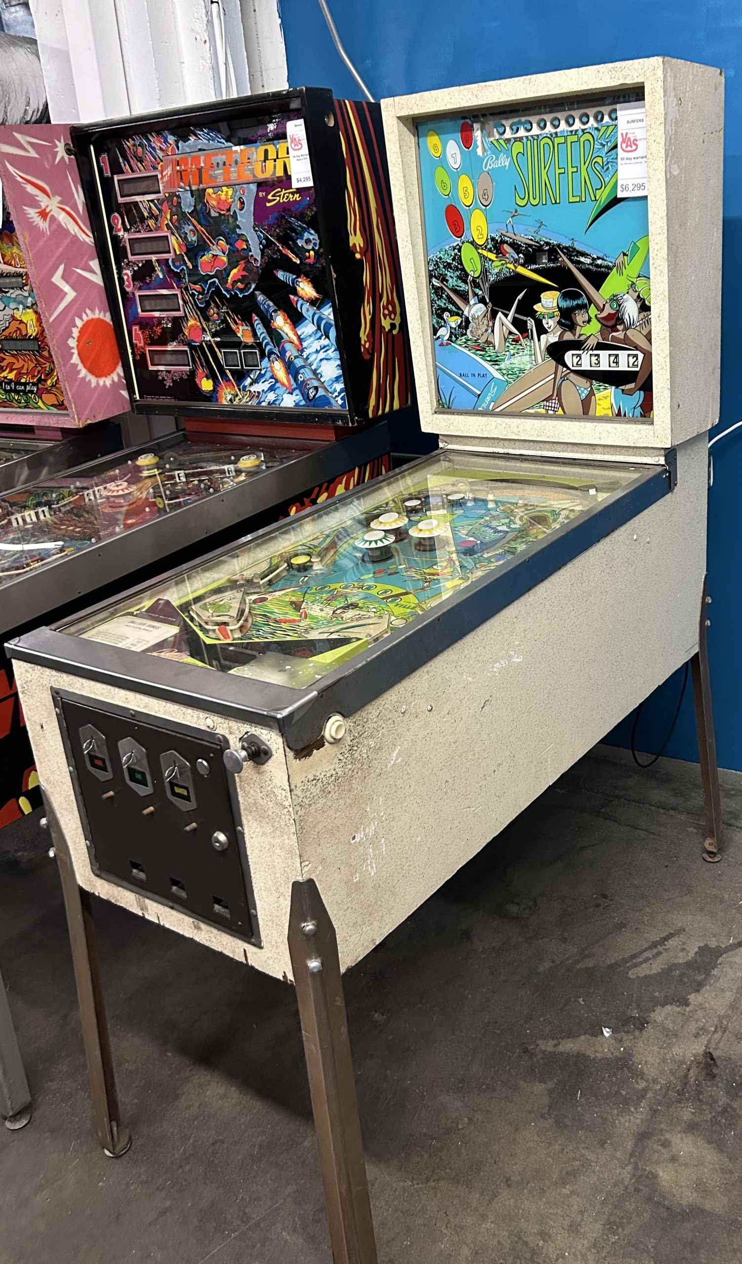 gin-surfer-hula-pinball-machine-for-sale